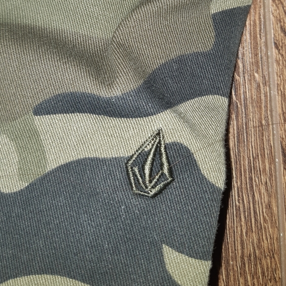 Volcom camo pants - Picture 5 of 6